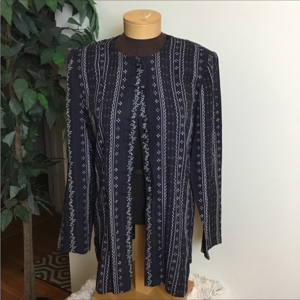 R&m Richards by Karen Kwong size 10 button down padded shoulders